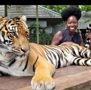 Meet your Posher, Valerie